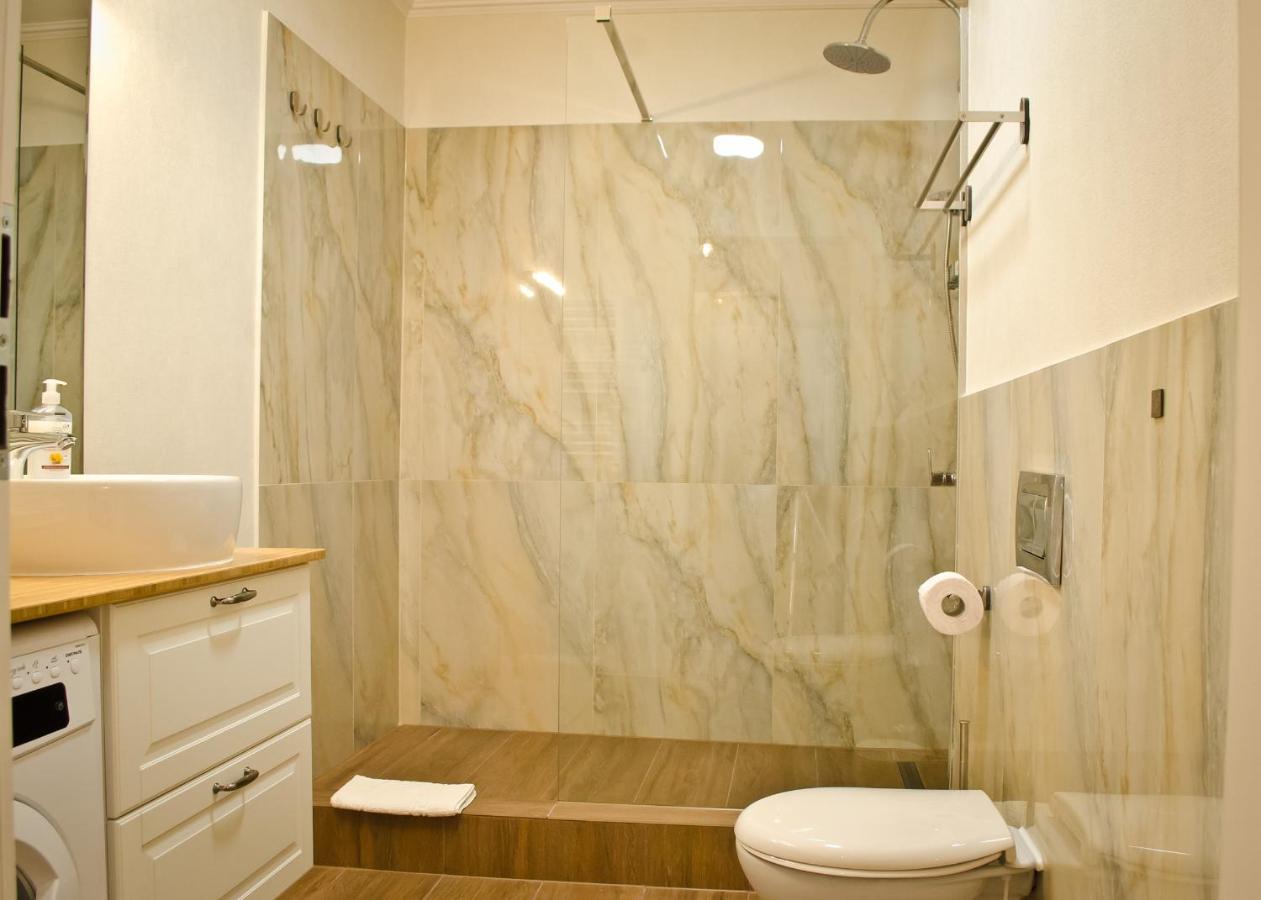 Amber Studio Oradea Apartment Exterior photo